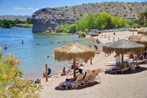 Harrahs Laughlin Beach